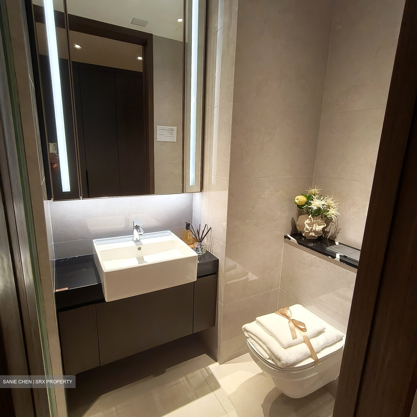 One Marina Gardens (D1), Apartment #558800131